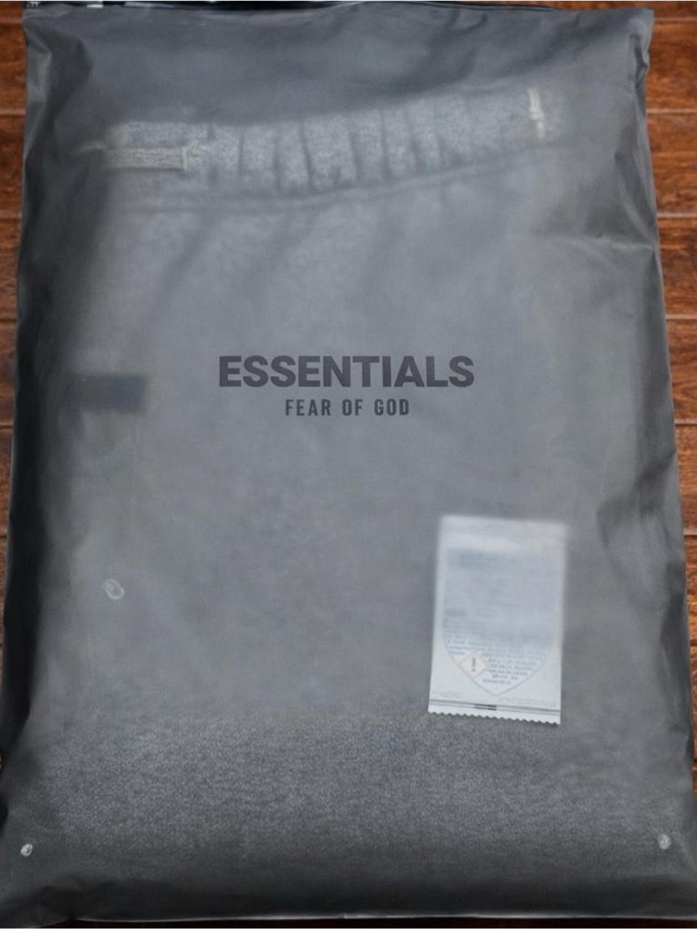 Fear of God Essentials Sweatpant Jogger Light Oatmeal Size M Men New With Tags - Picture 7 of 8